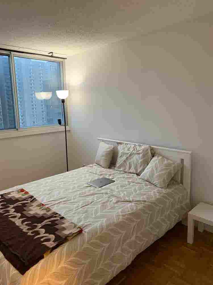 1 Bedroom Unit in Downtown Montreal
