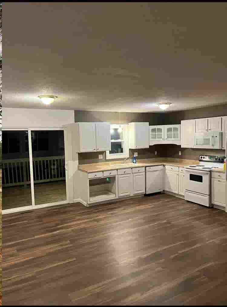 1 room fir rent in house
