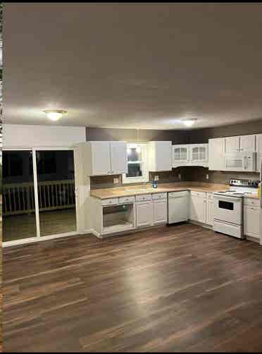 1 room fir rent in house