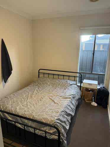 Rent a room in Craigieburn