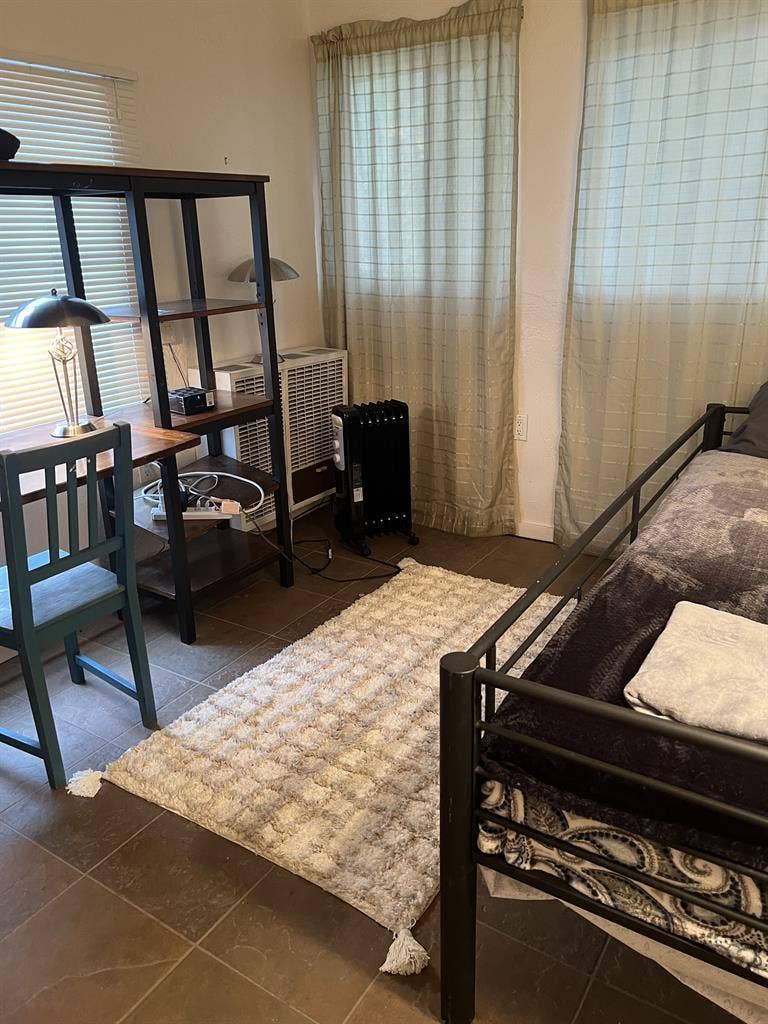 3 Rooms in Valley Center/Escondido