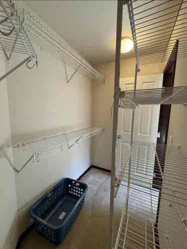 Private room w/ ensuite bath 