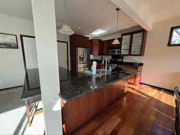 Private room w/ ensuite bath 