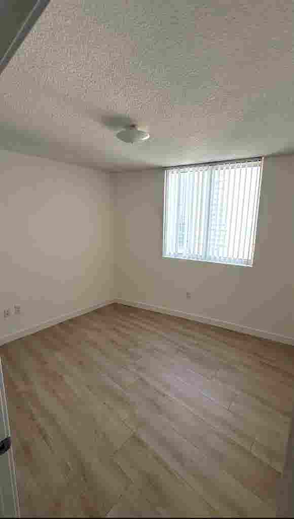 Room for rent in Edgewater-Miami
