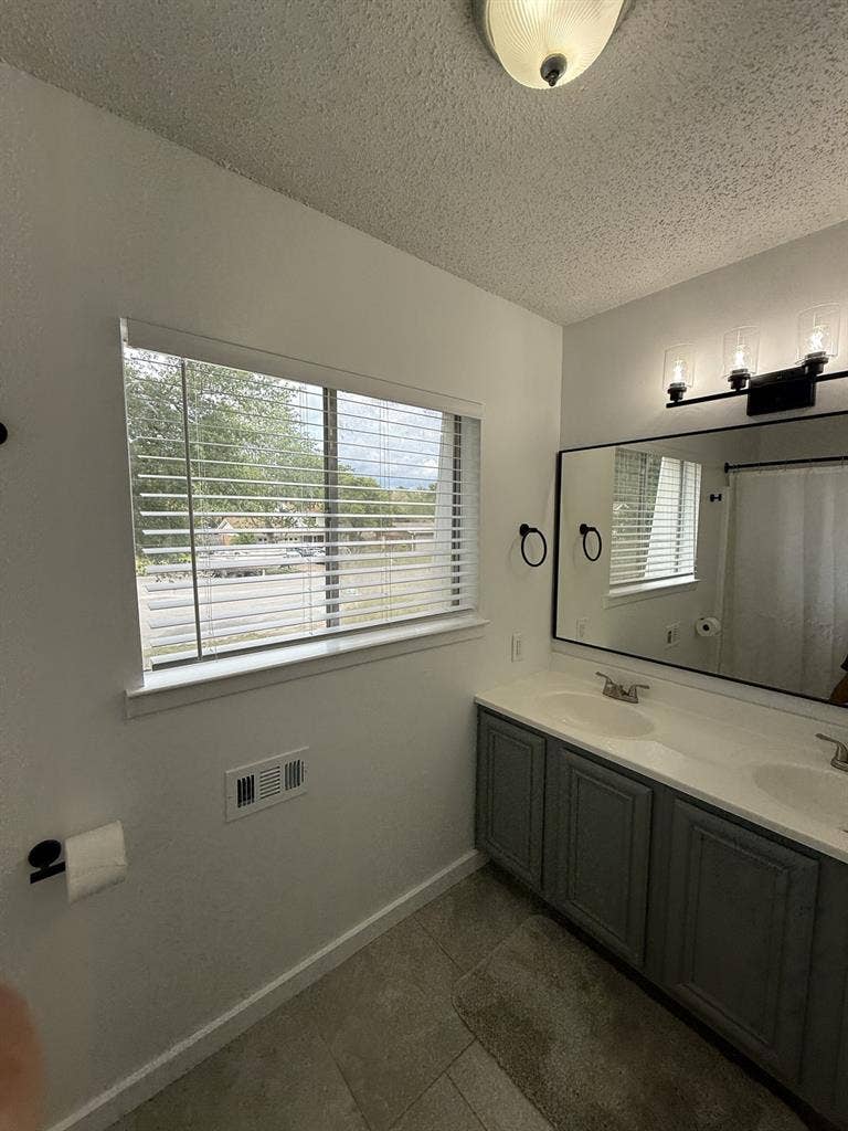 Bath utilities included!