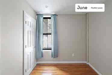 3 BR in New York City