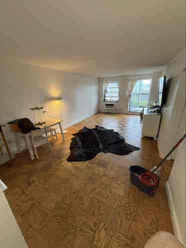 Huge 1 bedroom in Manhattan LES