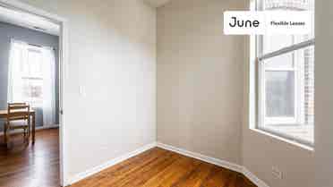 3 BR in Chicago