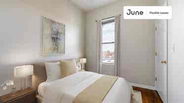3 BR in Chicago