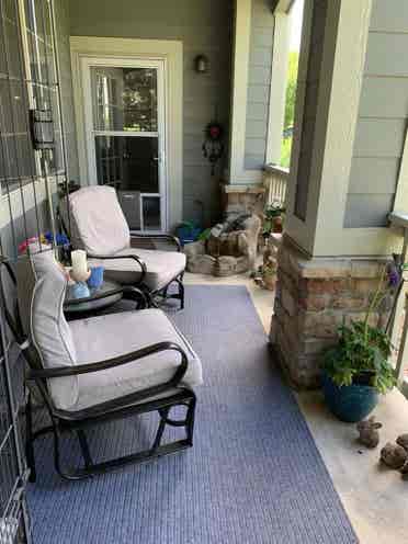 Furnished room w/ private bathroom