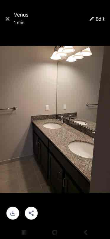 Move in ASAP available.