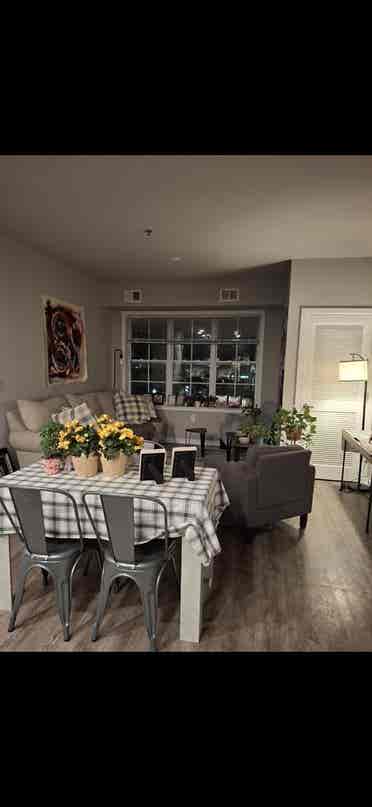 Move in ASAP available.