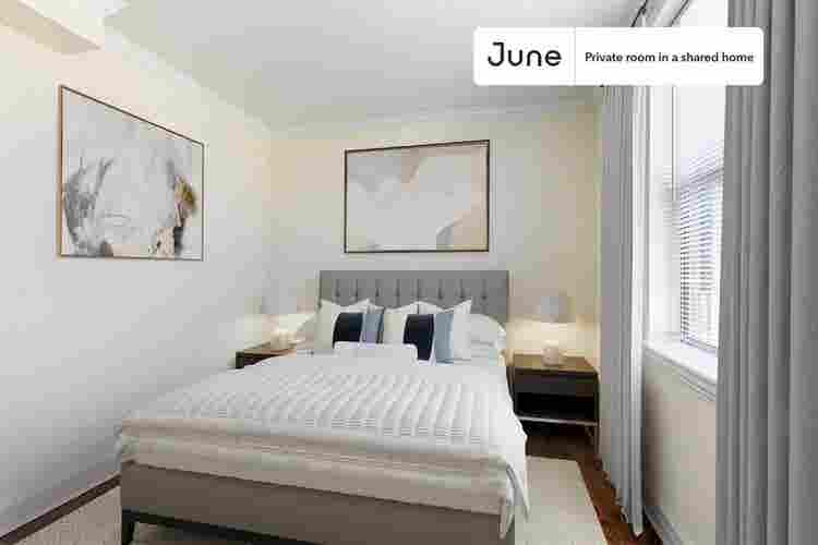 4 BR in Chicago