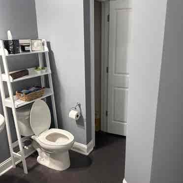 Roommate 4 Spacious House