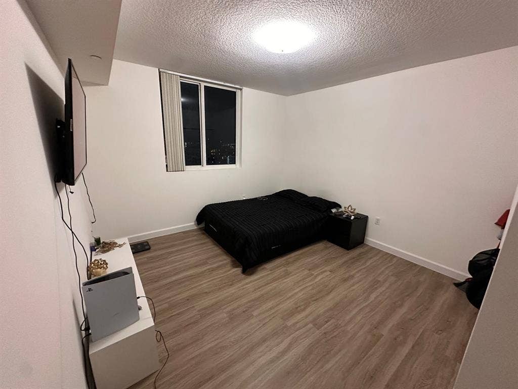 Room in Miami River brikell
