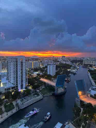 Room in Miami River brikell