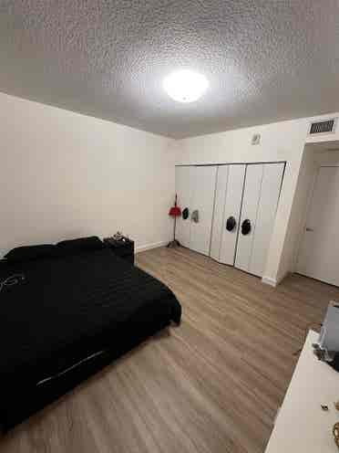 Room in Miami River brikell