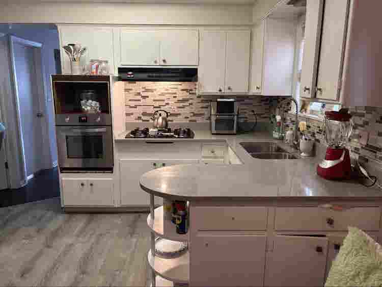 Spacious room for rent $