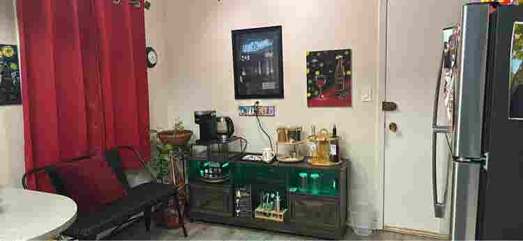 Spacious room for rent $
