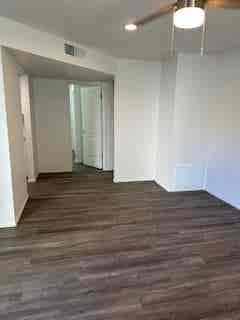 Bath Apt - Lease Transfer