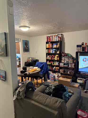 Quiet, Chill Space Available