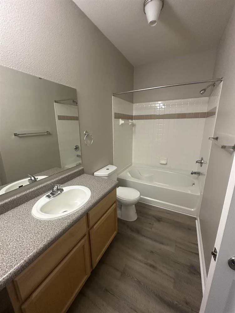 Sublease South Indy!