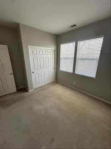 Room in Lake Elsinore