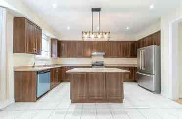Room for Rent in Heartland area