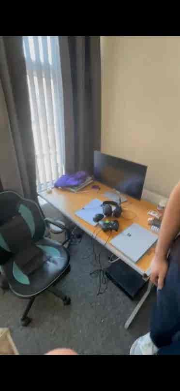 £ p/w room in Cardiff
