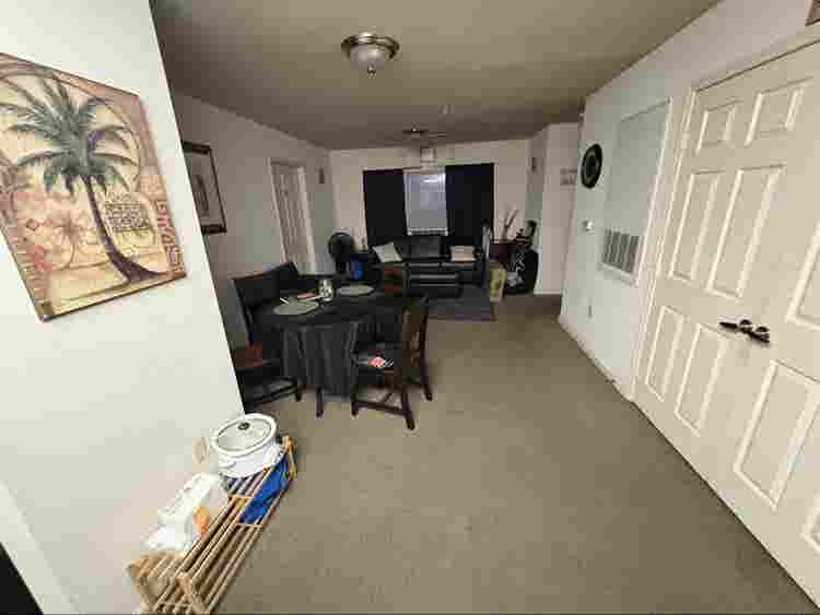 Looking for someone to Sublet.
