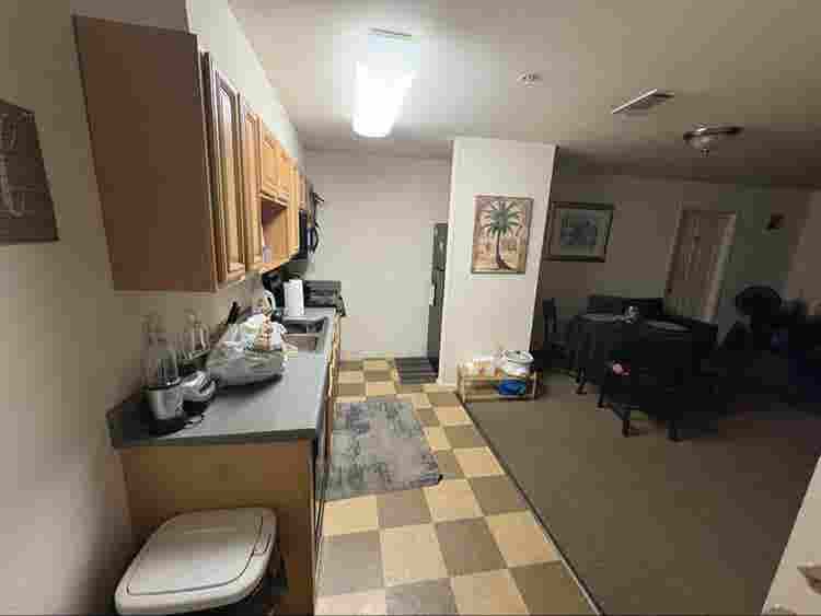 Looking for someone to Sublet.