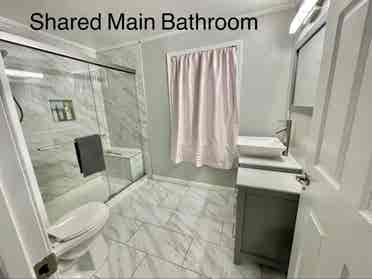 Looking for Roomate in Temple Hills