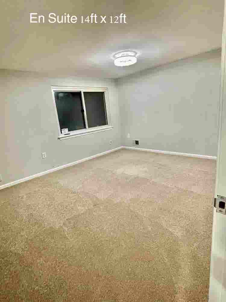 Looking for Roomate in Temple Hills