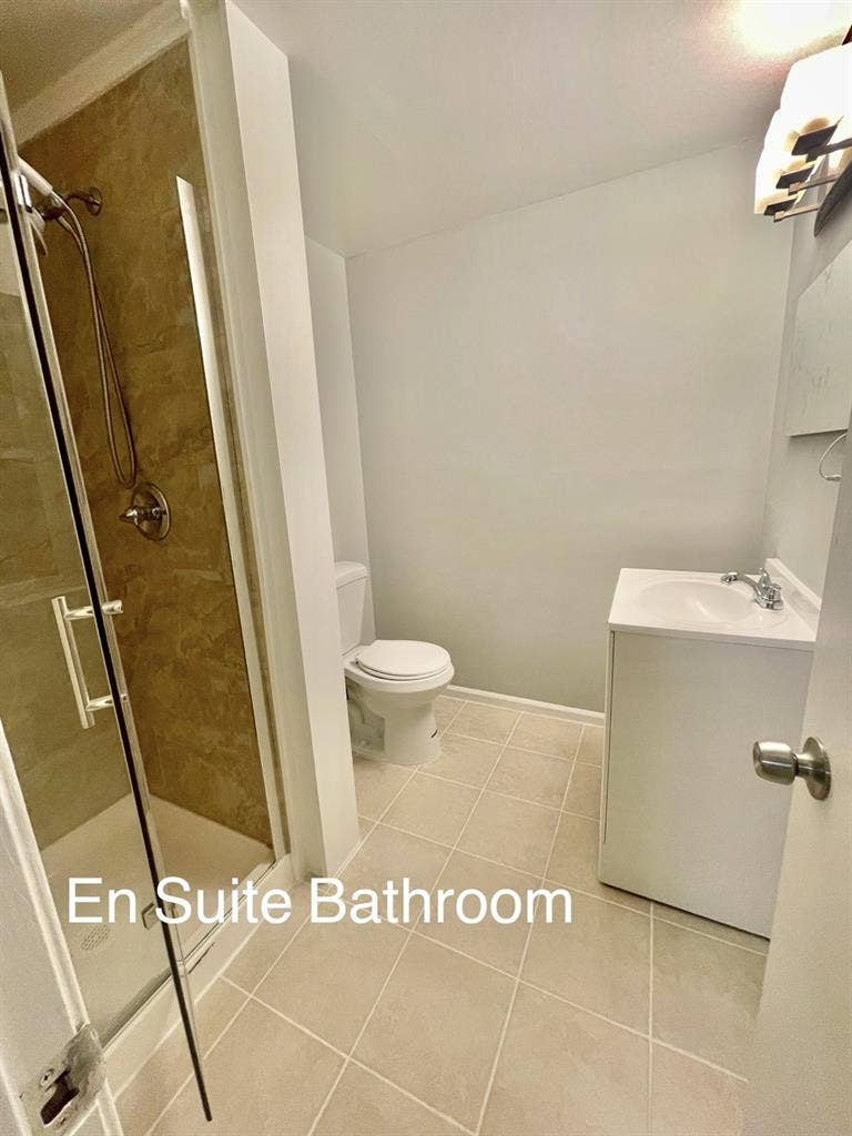 Looking for Roomate in Temple Hills