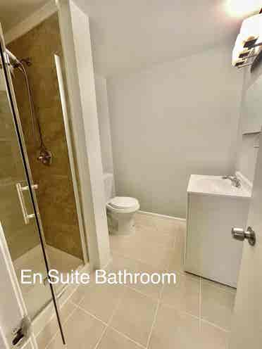 Looking for Roomate in Temple Hills