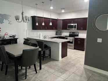 Roommate Wanted!