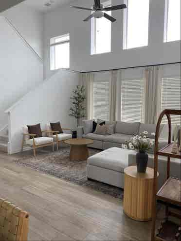 Fully Furnished Home – Females Only