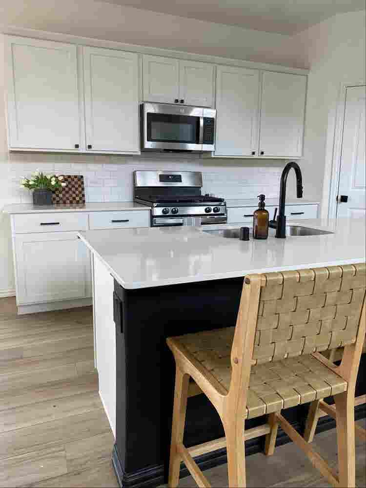 Fully Furnished Home – Females Only