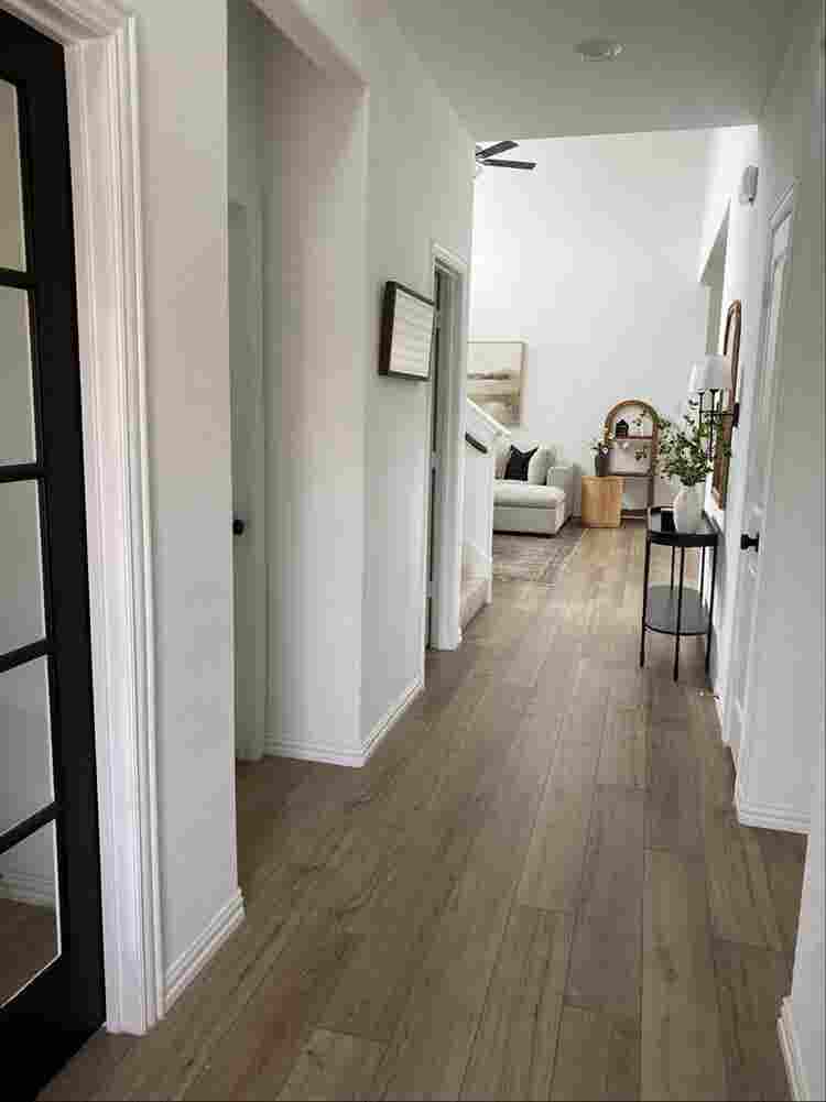 Fully Furnished Home – Females Only