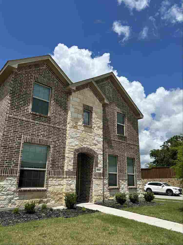 Fully Furnished Home – Females Only