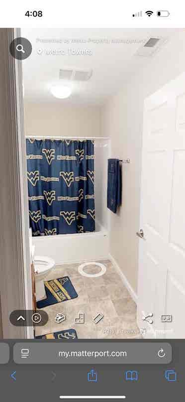Bath Utilities included