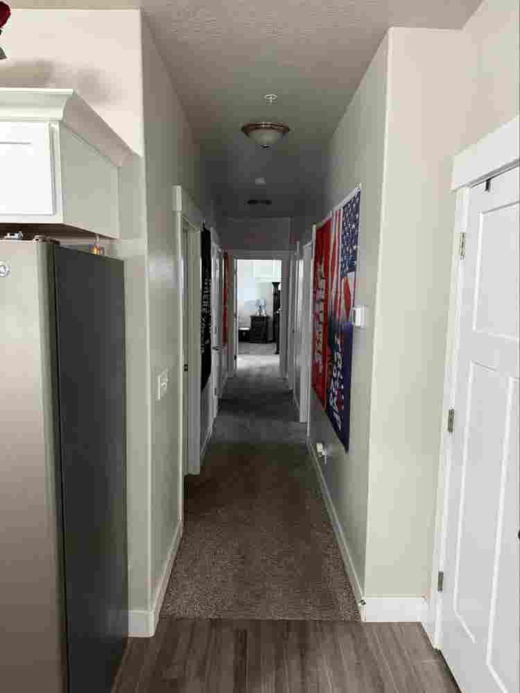 Room for Rent – Clean & Quiet Home