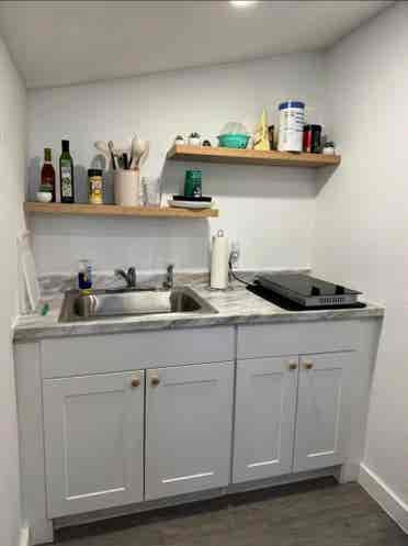 Furnished Independent unit - Miami!