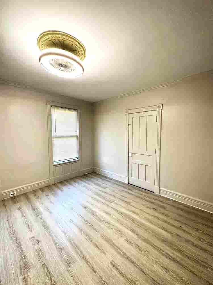 Bath - Student Apartment