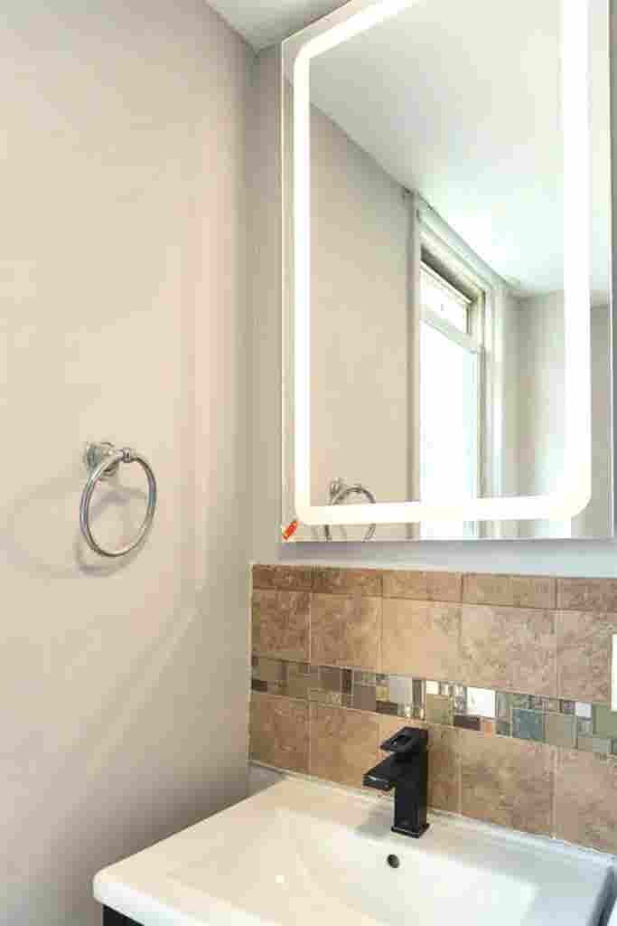 4 Bed / 1 Bath Student Apartment 