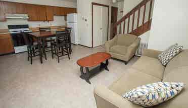 LEASE TAKEOVER/$/near JMU