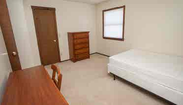 LEASE TAKEOVER/$/near JMU