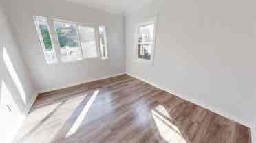 2 BR in Los Angeles