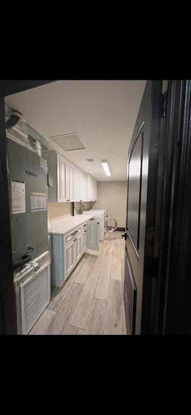 Furnished apt w/garage & utilities