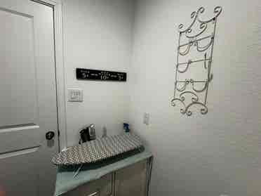 Retro Furnished Room + Utilities